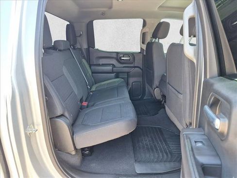 Used 2022 Chevrolet Silverado 1500 LT RWD image 19
