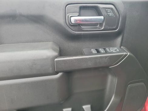 Used 2020 Chevrolet Silverado 1500 Custom w/ Custom Value Package image 21