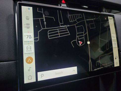 Used 2024 Land Rover Discovery Sport S image 35