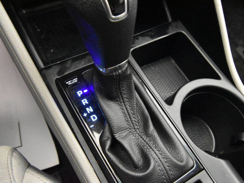 Used 2020 Hyundai Tucson Value w/ Cargo Package image 19