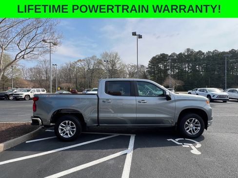 Used 2023 Chevrolet Silverado 1500 LT AWD/4WD image 4