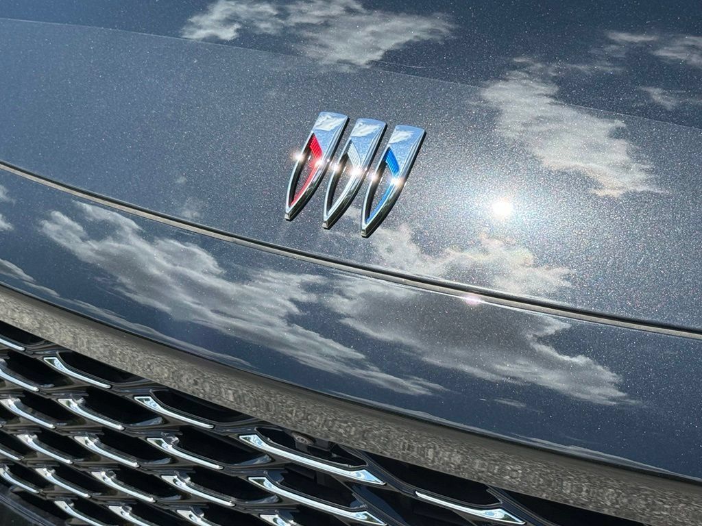 New 2026 Buick Envision Avenir AWD/4WD image 7