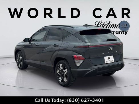 Used 2024 Hyundai Kona SEL FWD image 5