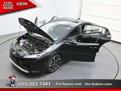 New 2026 Toyota Prius Plug-In Hybrid FWD image 38