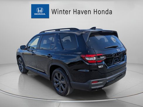 Used 2026 Honda Pilot Sport image 6