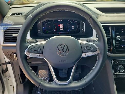 Used 2023 Volkswagen Atlas Cross Sport SE FWD image 20