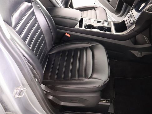 Used 2024 Ford Edge SEL image 13