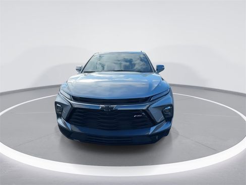 Used 2023 Chevrolet Blazer RS w/ Driver Confidence II Package image 3