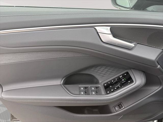 New 2026 Audi A6 Premium Plus AWD/4WD image 12