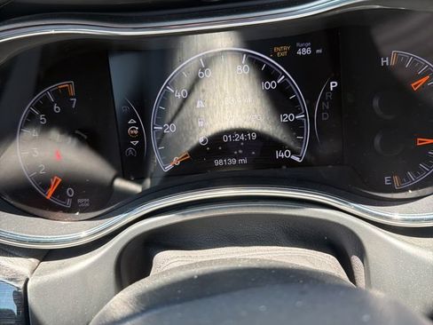 Used 2021 Jeep Grand Cherokee Trailhawk w/ Trailhawk Luxury Group AWD/4WD image 1