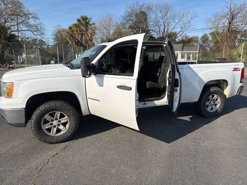 Used 2010 GMC Sierra 1500 SLE w/ Power Pack Plus image 2