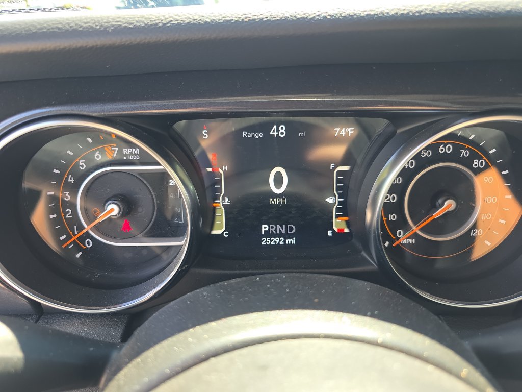 Used 2022 Jeep Gladiator Sport AWD/4WD image 26