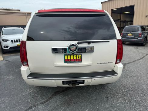 Used 2012 Cadillac Escalade Luxury w/ Livery Package image 6