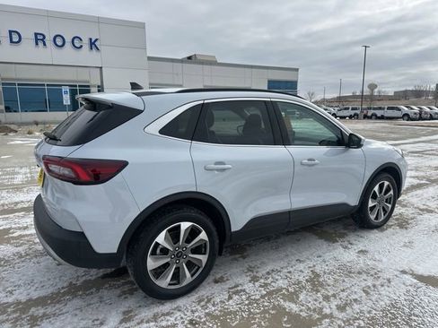 Used 2025 Ford Escape Platinum image 6