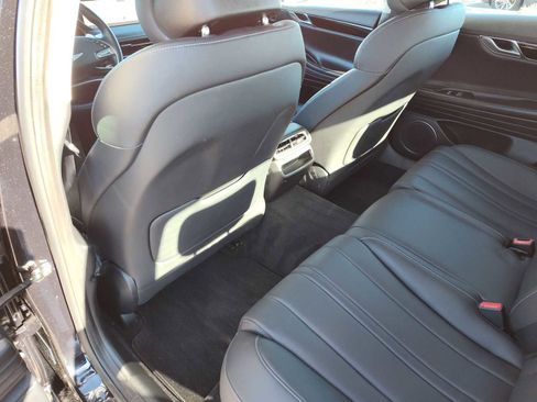 Used 2023 Genesis G80 2.5T image 16