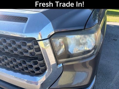 Used 2018 Toyota Tundra SR5 w/ SR5 Upgrade Package image 4