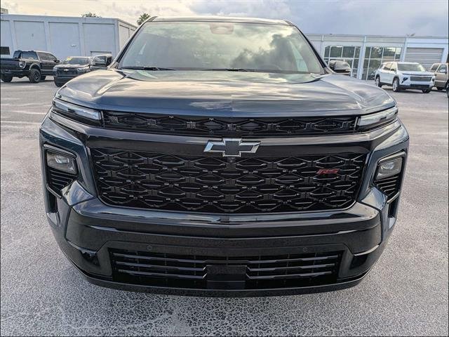 New 2027 Chevrolet Traverse RS w/ LPO, Floor Liner Package FWD image 12