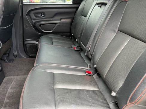 Used 2021 Nissan Titan PRO-4X w/ Pro-4x Convenience Package AWD/4WD image 26