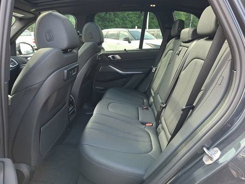 Used 2022 BMW X5 xDrive40i w/ Premium Package AWD/4WD image 10