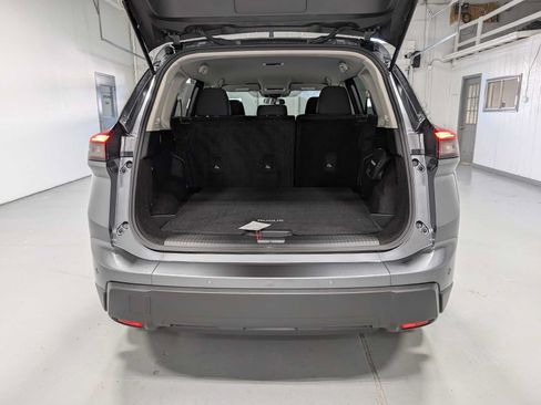 Used 2024 Nissan Rogue S AWD/4WD image 37