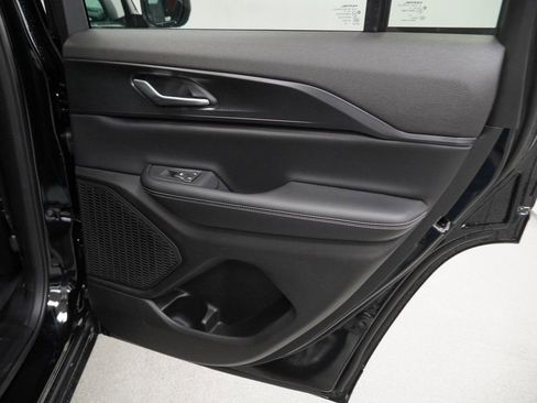 New 2026 Jeep Grand Cherokee Laredo X AWD/4WD image 32