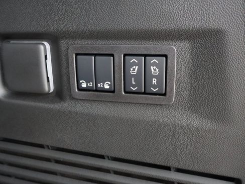 New 2026 GMC Yukon Elevation w/ LPO, Floor Liner Package image 34