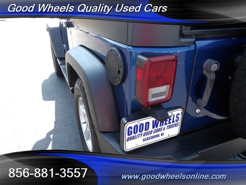 Used 2009 Jeep Wrangler X image 9