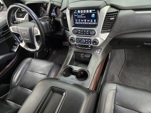 Used 2019 GMC Yukon SLT w/ Premium Edition RWD image 15