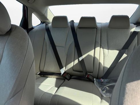 New 2025 Honda Accord SE image 12