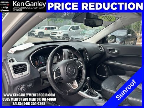Used 2020 Jeep Compass Latitude w/ Cold Weather Group AWD/4WD image 17