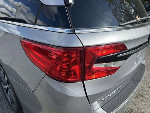 Certified 2022 Honda Odyssey Touring image 9