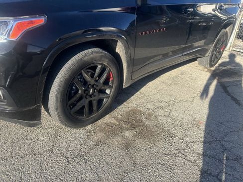 Used 2021 Chevrolet Traverse Premier w/ Redline Edition image 6