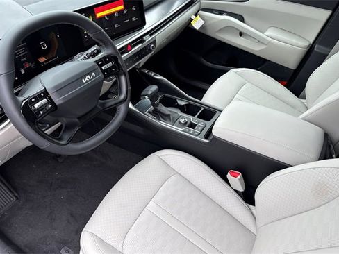 New 2026 Kia Sorento S image 11