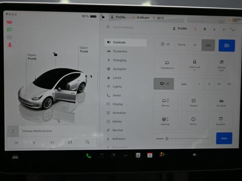 Used 2023 Tesla Model 3 Standard Range image 42