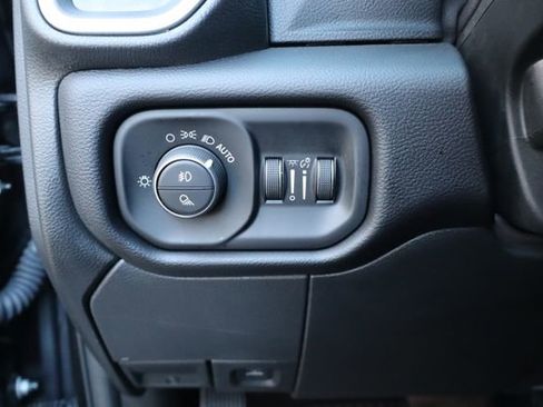 Used 2024 RAM 2500 Laramie w/ Night Edition image 17