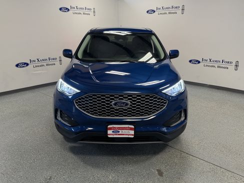 Used 2024 Ford Edge SEL w/ Convenience Package AWD/4WD image 2