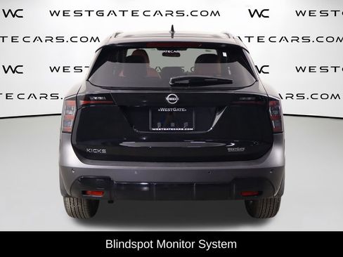 Used 2026 Nissan Kicks SV FWD image 4