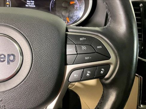 Used 2019 Jeep Grand Cherokee Limited image 29
