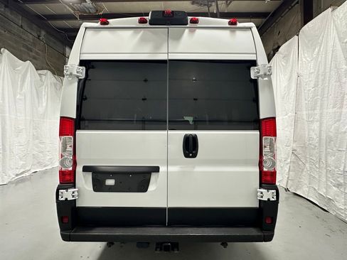 Used 2022 RAM ProMaster 3500 w/ Premium Convenience Group (B) FWD image 6
