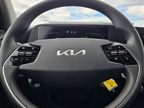 New 2026 Kia Niro LX FWD image 23