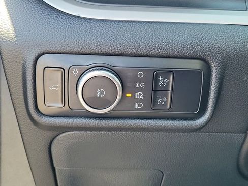 Certified 2023 Ford Explorer XLT w/ Equipment Group 202A RWD image 12