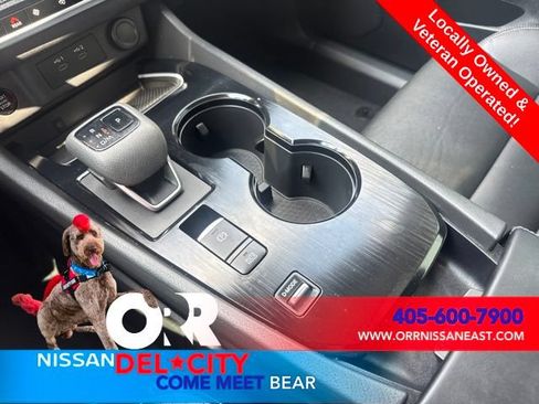 Used 2024 Nissan Rogue SL w/ SL Premium Package FWD image 28
