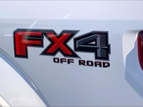 Used 2018 Ford F150 Lariat w/ Equipment Group 502A Luxury AWD/4WD image 10