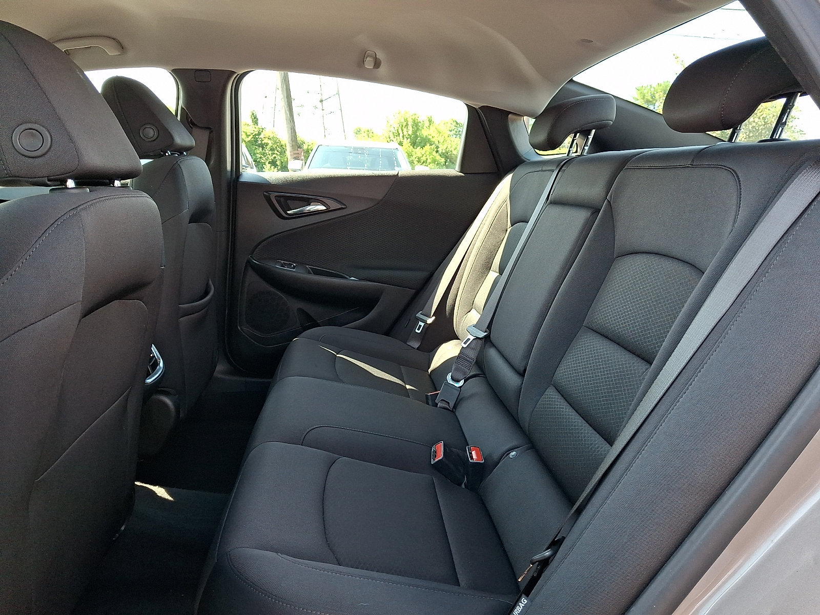 Used 2025 Chevrolet Malibu LT FWD image 10