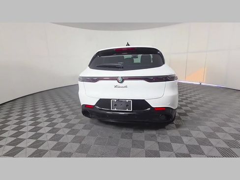 Used 2025 Alfa Romeo Tonale w/ Premium Package AWD/4WD image 42