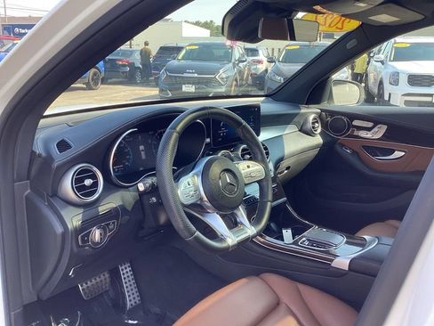 Used 2022 Mercedes-Benz GLC 43 AMG 4MATIC image 11