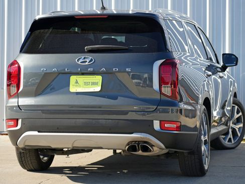 Used 2020 Hyundai Palisade SEL w/ Convenience Package image 4