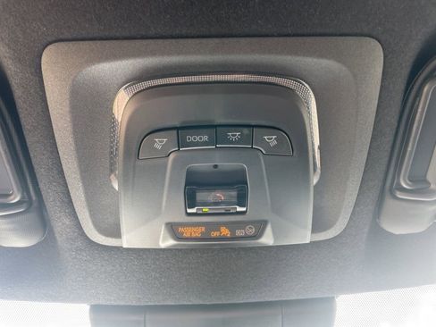 Used 2025 Toyota Corolla Cross AWD Hybrid image 24