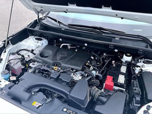 Used 2025 Toyota RAV4 XLE AWD/4WD image 35