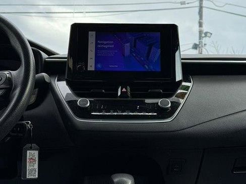 Used 2023 Toyota Corolla LE image 11